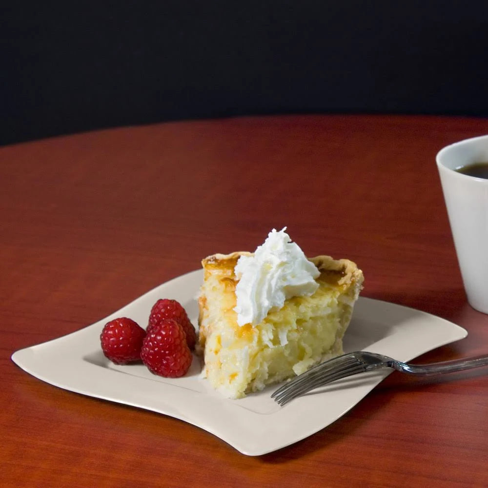 6.5x22 Disposable Plastic Dessert Plates V3046