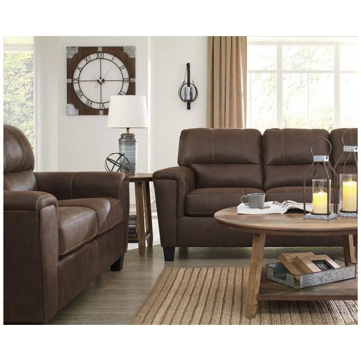 Chestnut Sofa Y72721