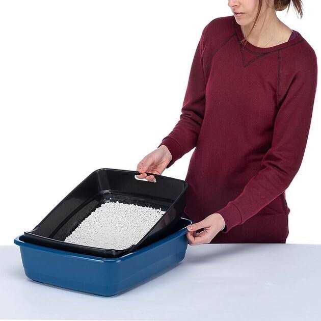 Litter Box with Litter Guard V182