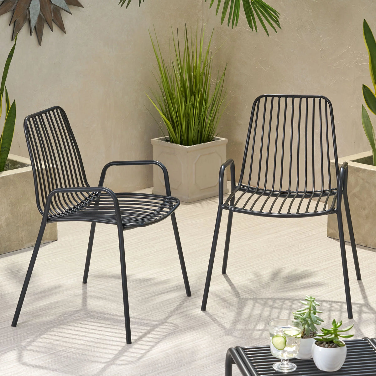 Black Metal Outdoor Club Chairs, Set of 2 U3259