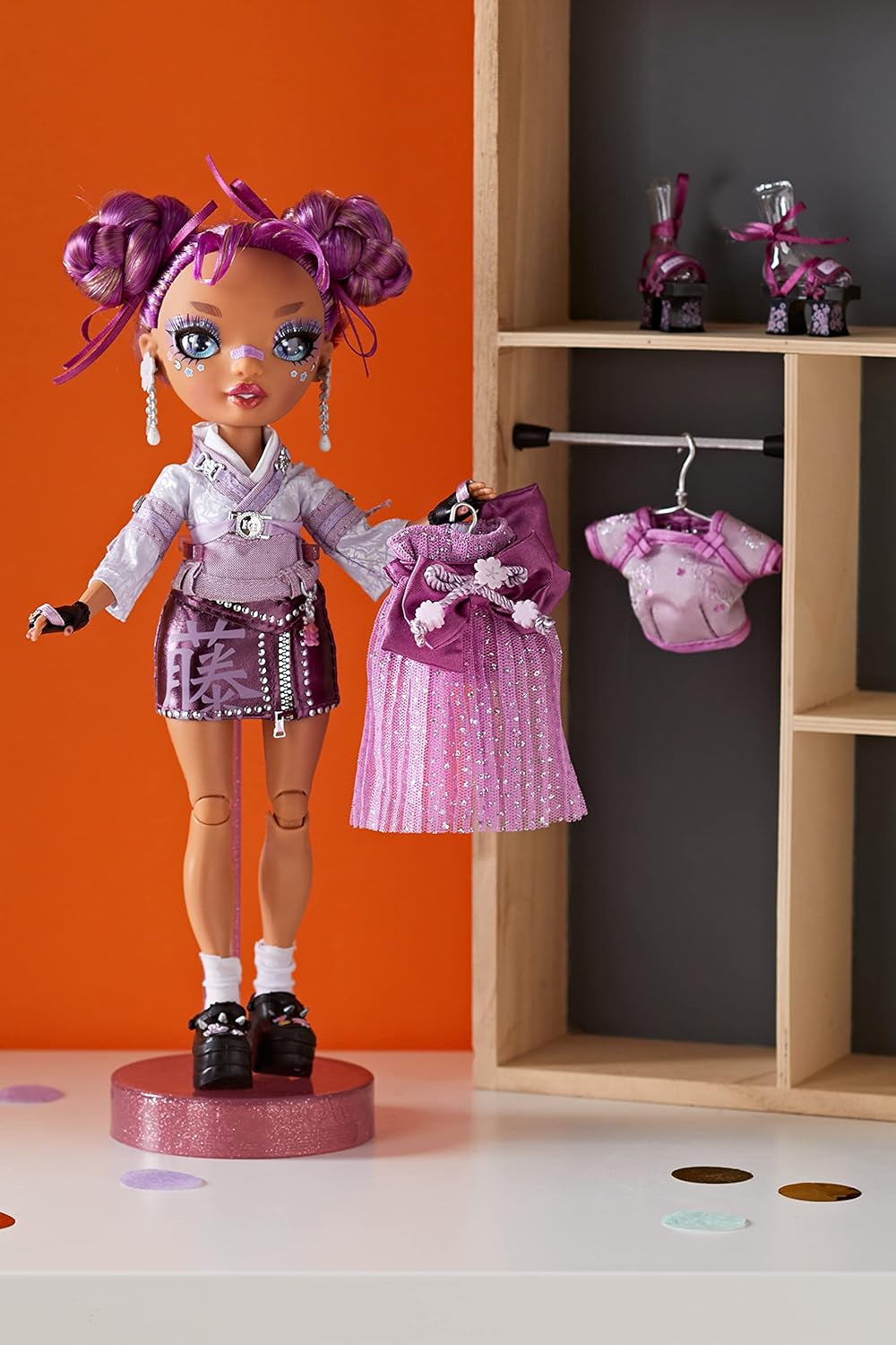 Mauve Purple Fashion Doll with 2 Designer Outfits and Accessories D46309