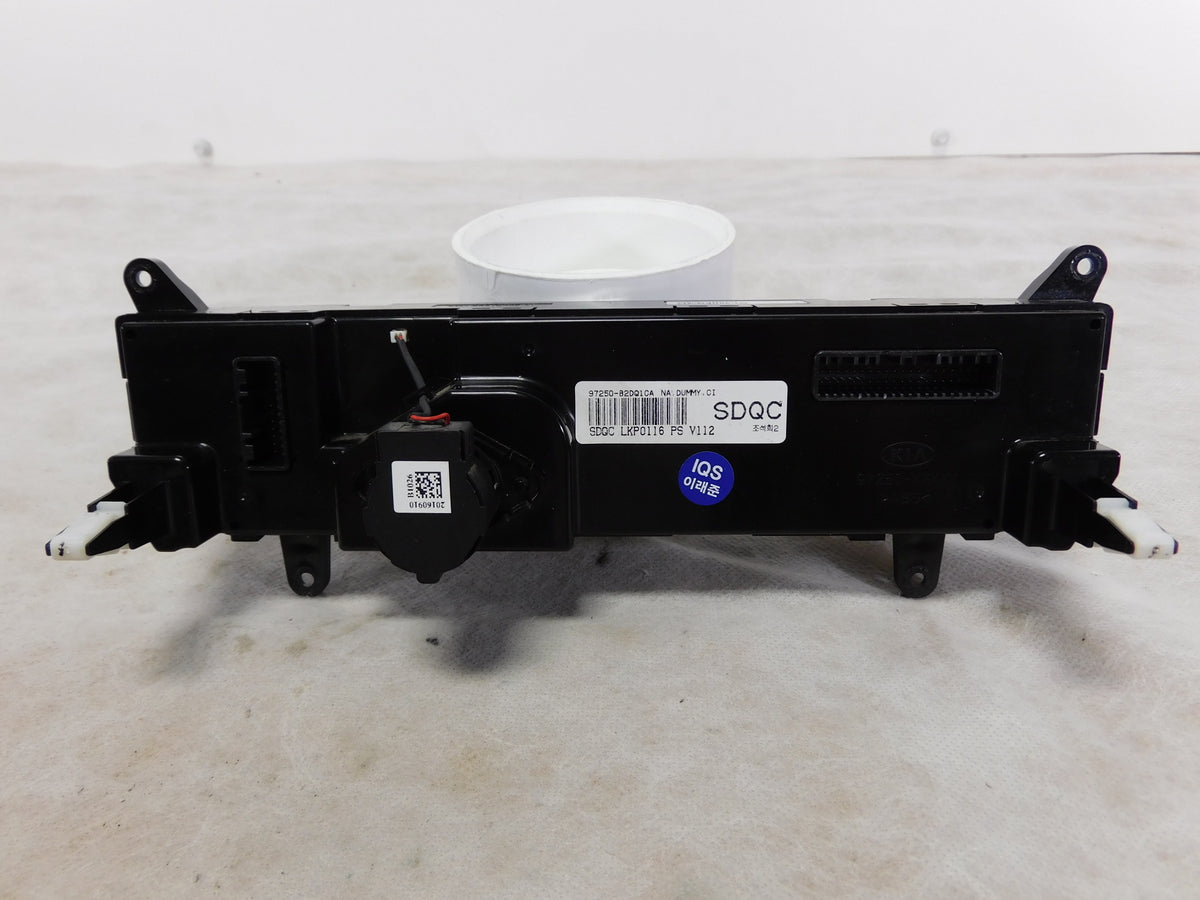 17 18 19 Kia Soul Heater AC Temperature Control Unit V763864