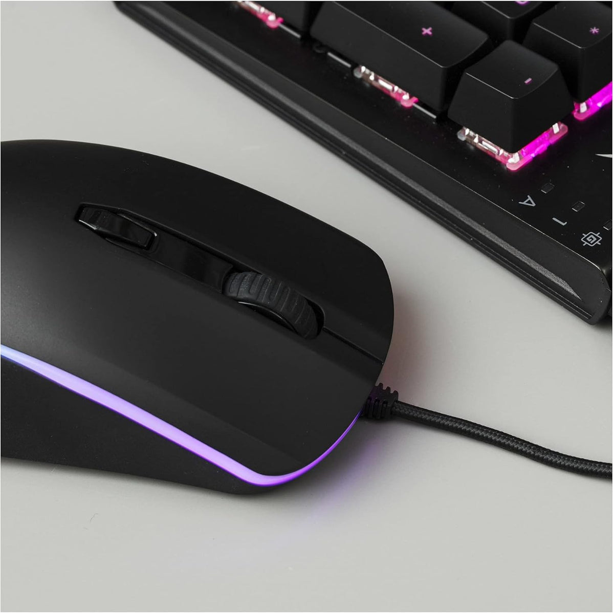 Wired Optical Gaming Mouse with Extended Mouse Pad Bundle N904