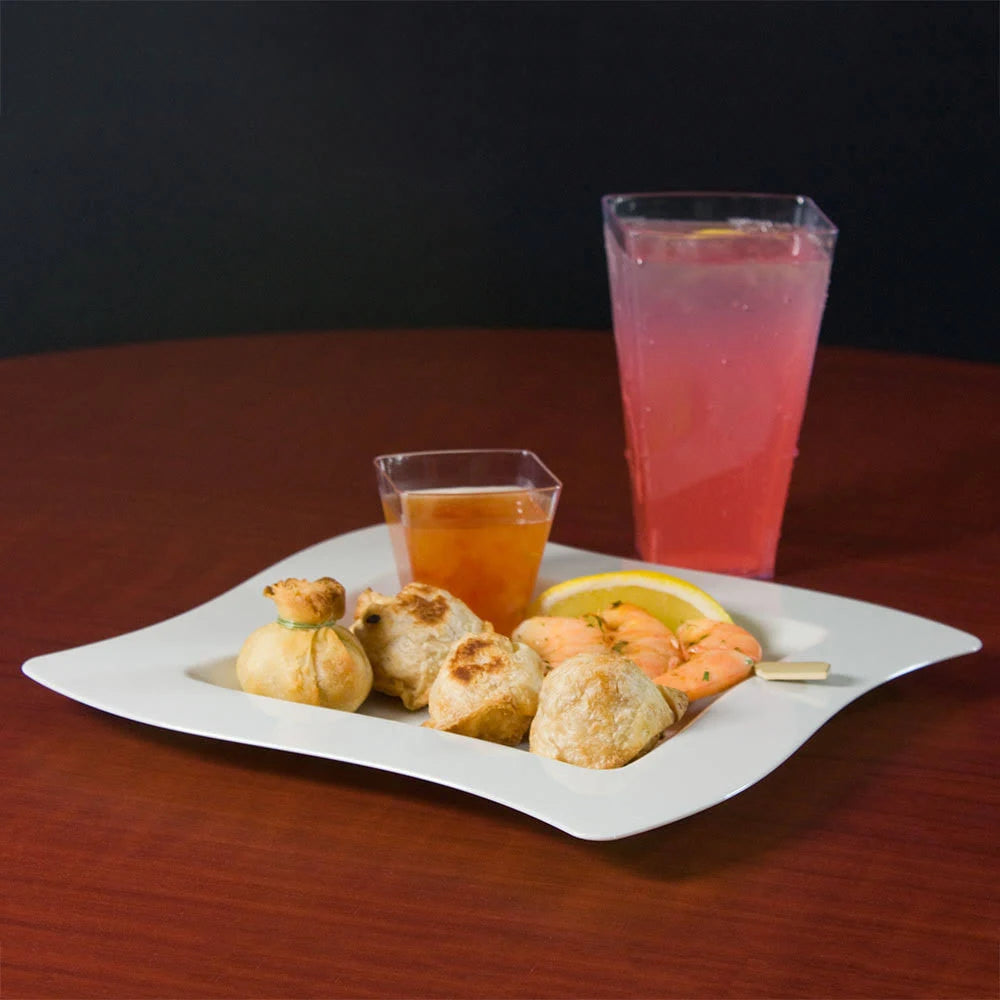 6.5x22 Disposable Plastic Dessert Plates V3046