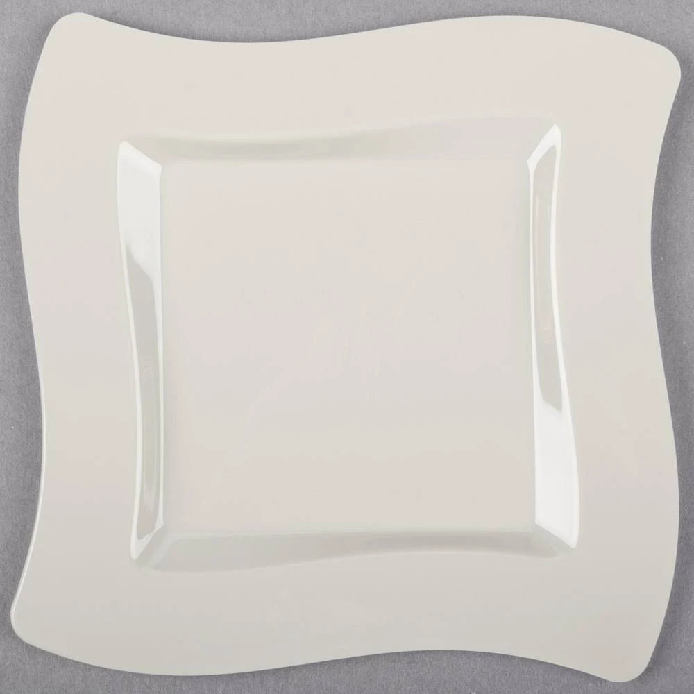 6.5x22 Disposable Plastic Dessert Plates V3046
