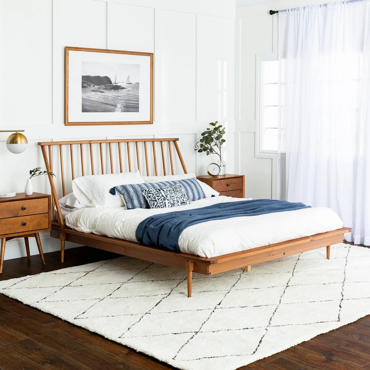Solid Pine Wood Spindle Bed - Light Oak - Queen D914908