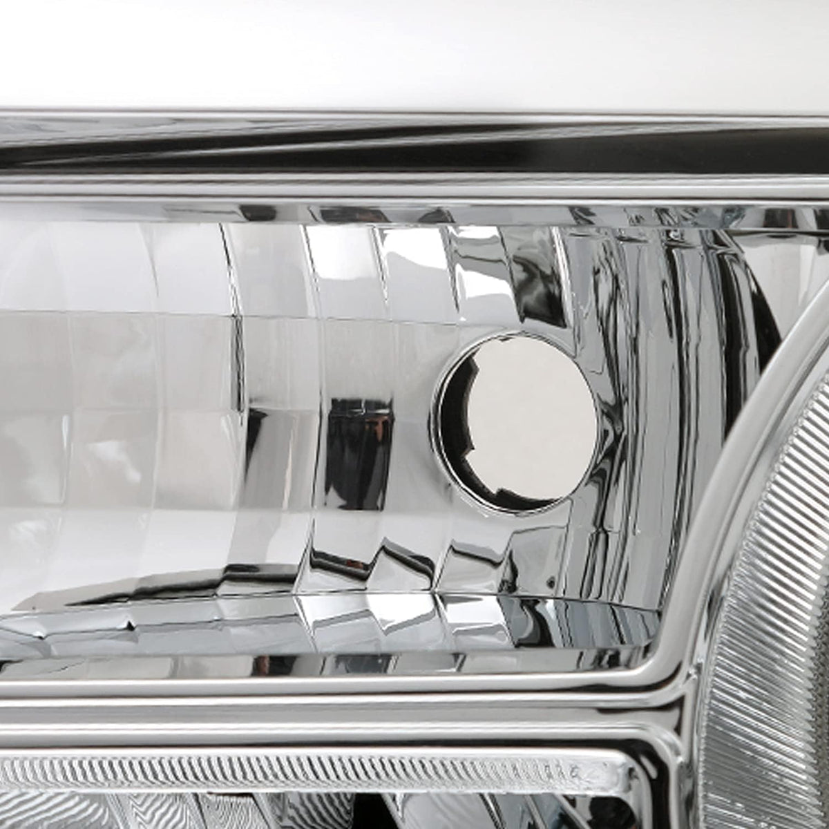 Chrome Halogen Headlight Driver Left Side Replacement U508263