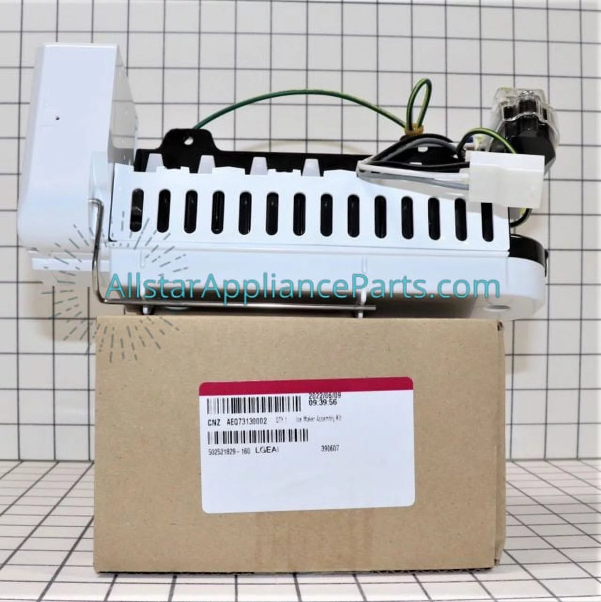 Refrigerator Ice Maker Assembly L49573