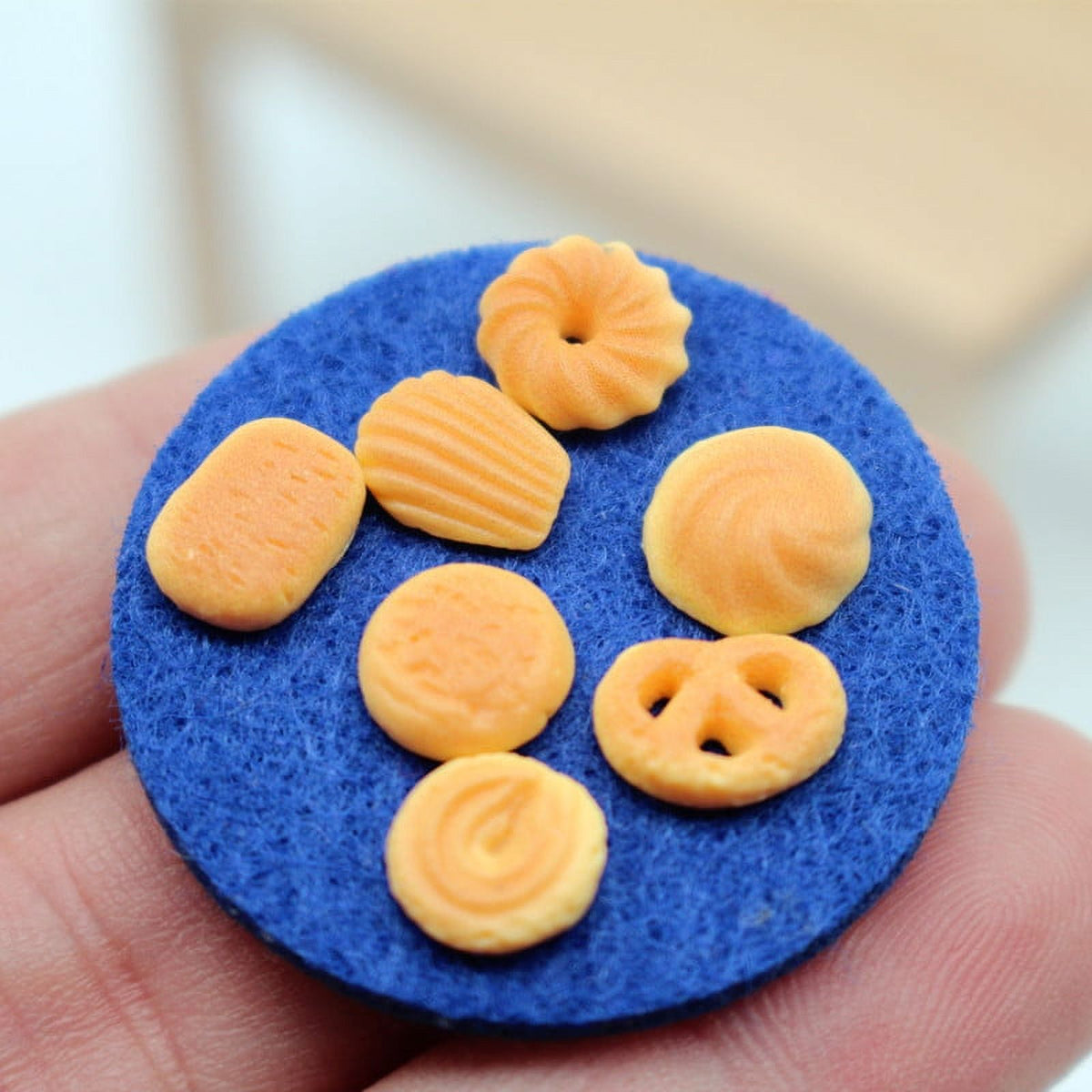 14Pcs Simulation Cookies Miniature Doll House Decors X738321