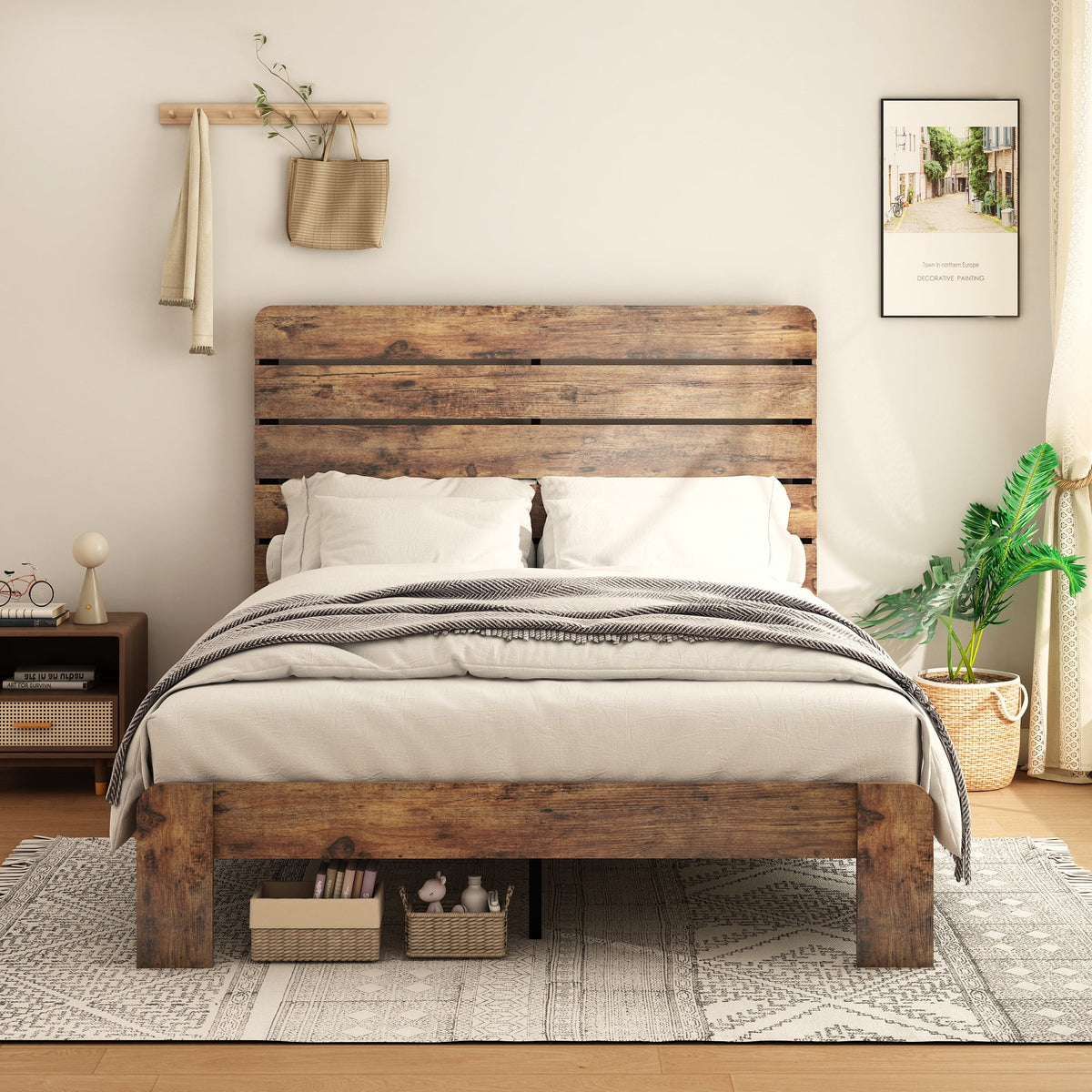 Queen Size Dark Brown Wood Platform Bed with Headboard M615795