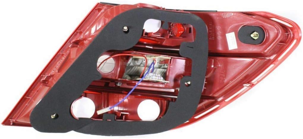 2008-2011 Mercedes-Benz C350 Tail Light Assembly Driver Side w/Bulbs P41756