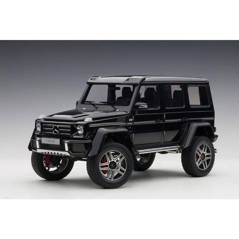 1/18 Gloss Black Model Car C829