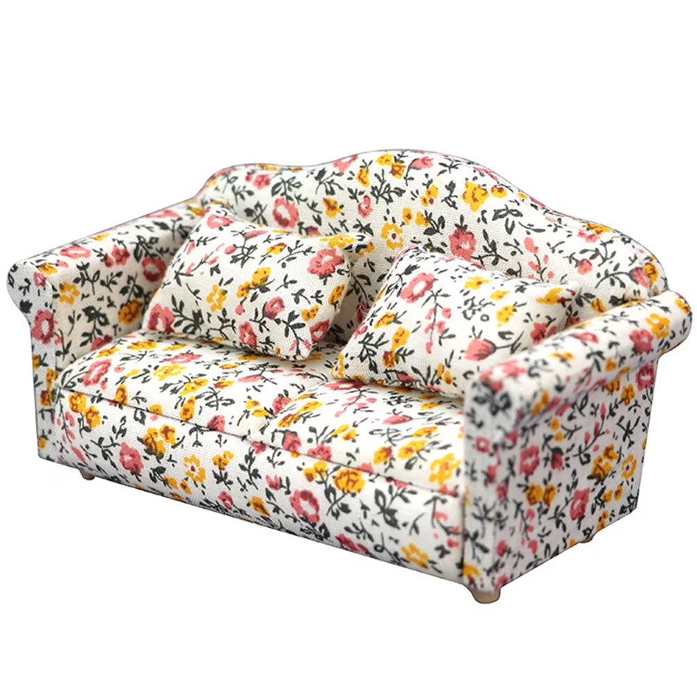 Miniature Dollhouse Couch with Pillow X1268