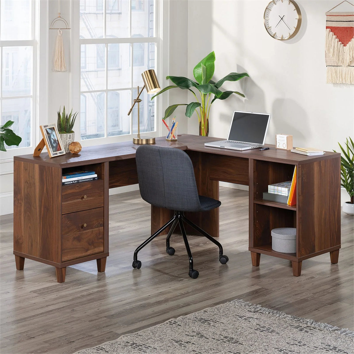 L-Desk K765