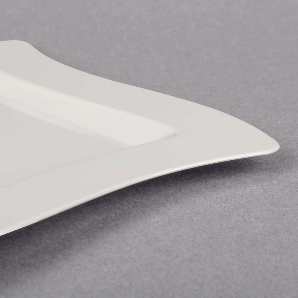 6.5x22 Disposable Plastic Dessert Plates V3046